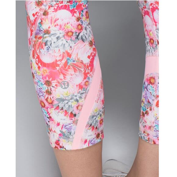 Lululemon Run Inspire Crop II All Luxtreme Flowabunga Pink Leggings Size 6 - Picture 3 of 12